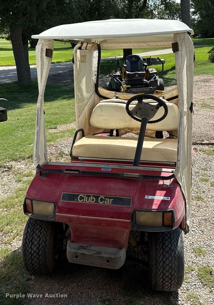 image for item DZ8505 1999 Club Car golf cart