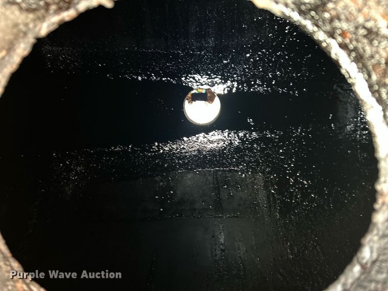 image for item EC1400 1986 International Harvester 1754 oil distributor truck