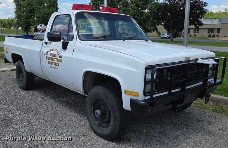 image for item ED2028 1986 Chevrolet D30 brush fire truck