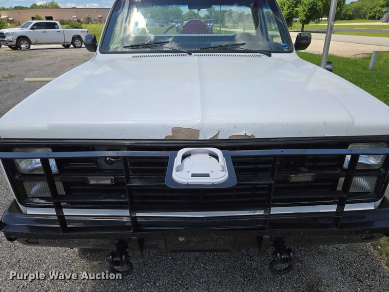 image for item ED2028 1986 Chevrolet D30 brush fire truck