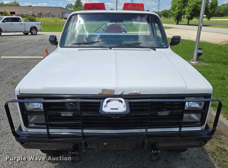image for item ED2028 1986 Chevrolet D30 brush fire truck