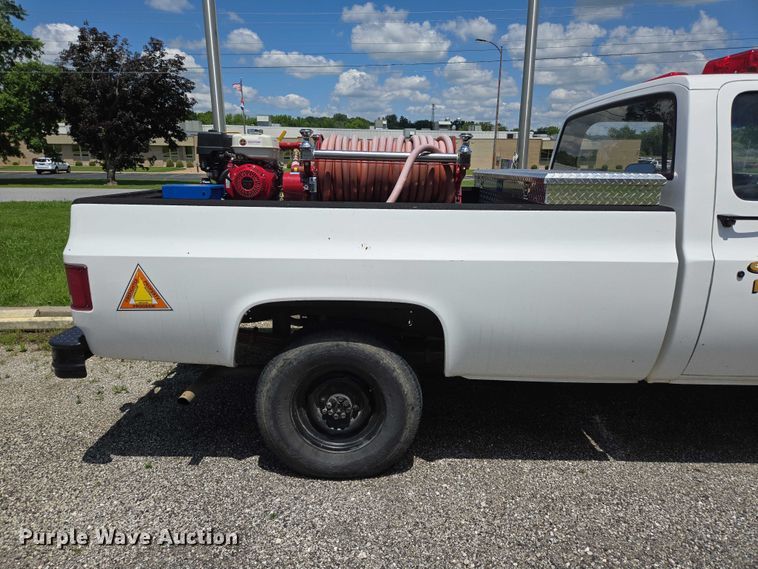 image for item ED2028 1986 Chevrolet D30 brush fire truck