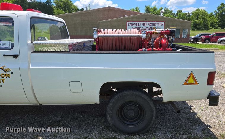 image for item ED2028 1986 Chevrolet D30 brush fire truck