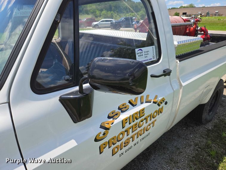 image for item ED2028 1986 Chevrolet D30 brush fire truck