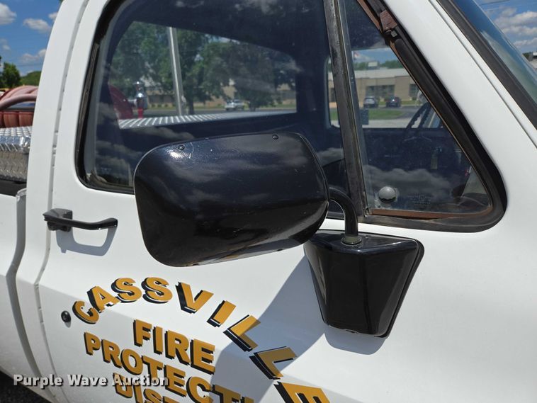 image for item ED2028 1986 Chevrolet D30 brush fire truck