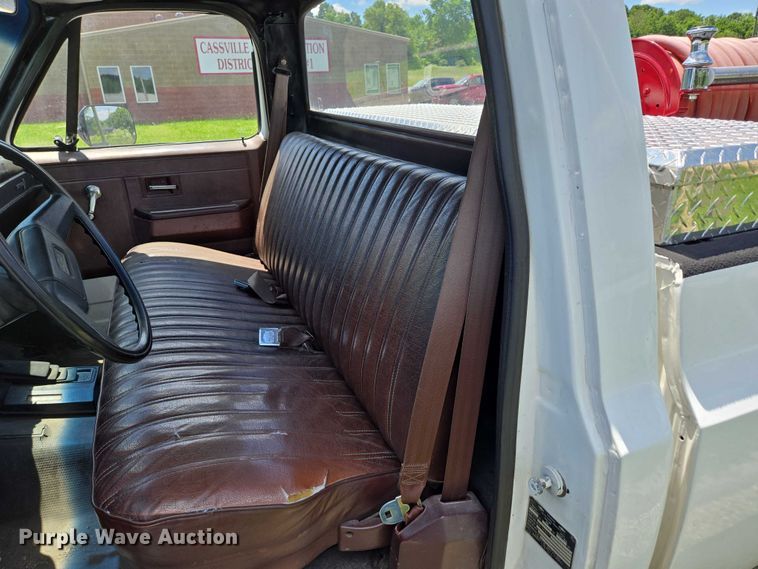 image for item ED2028 1986 Chevrolet D30 brush fire truck