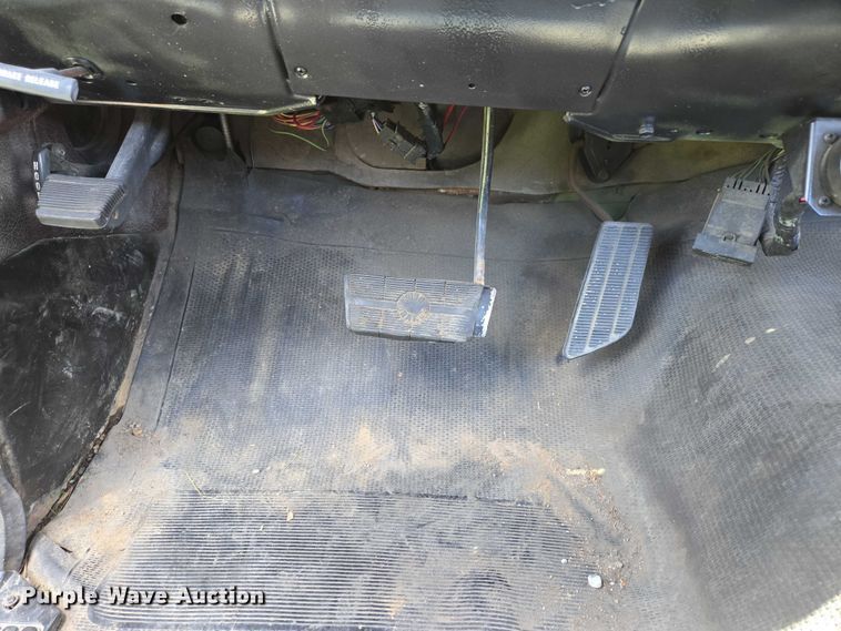 image for item ED2028 1986 Chevrolet D30 brush fire truck