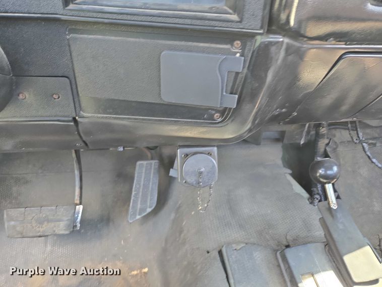 image for item ED2028 1986 Chevrolet D30 brush fire truck