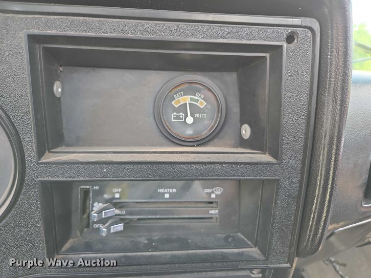 image for item ED2028 1986 Chevrolet D30 brush fire truck