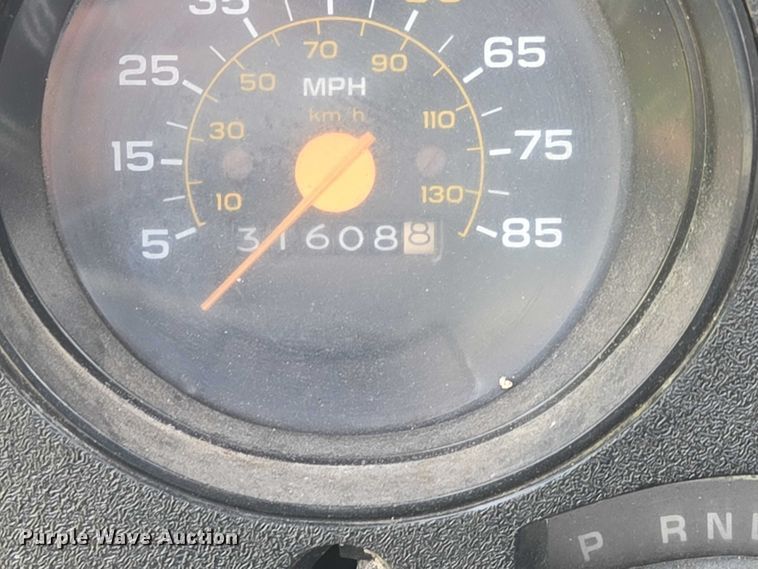 image for item ED2028 1986 Chevrolet D30 brush fire truck