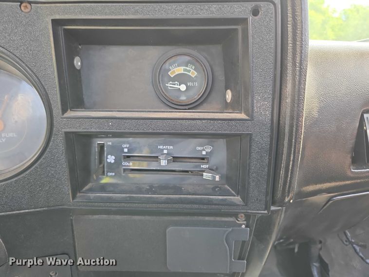 image for item ED2028 1986 Chevrolet D30 brush fire truck