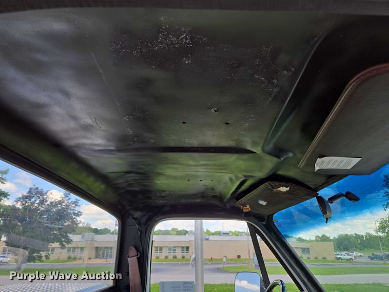 image for item ED2028 1986 Chevrolet D30 brush fire truck