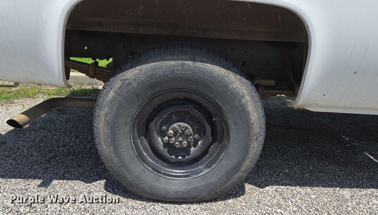 image for item ED2028 1986 Chevrolet D30 brush fire truck