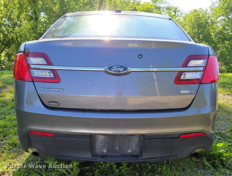 image for item ED2029 2018 Ford Taurus Police Interceptor 