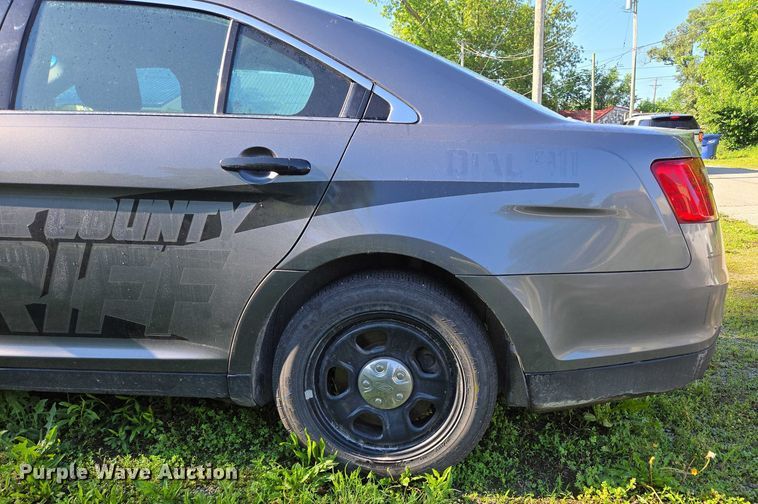 image for item ED2029 2018 Ford Taurus Police Interceptor 