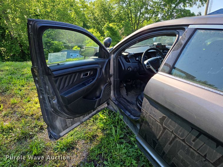 image for item ED2029 2018 Ford Taurus Police Interceptor 