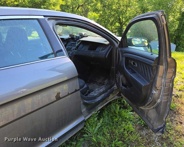 image for item ED2029 2018 Ford Taurus Police Interceptor 