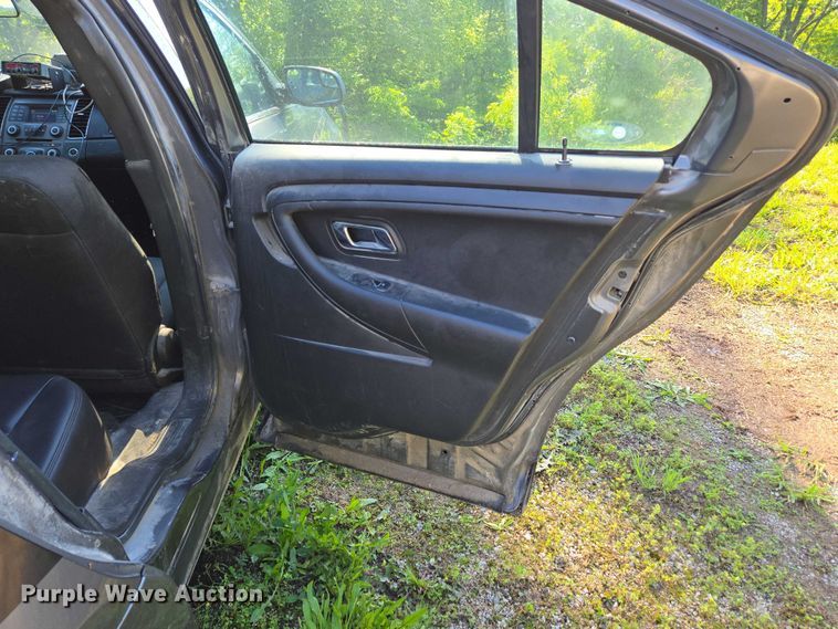 image for item ED2029 2018 Ford Taurus Police Interceptor 