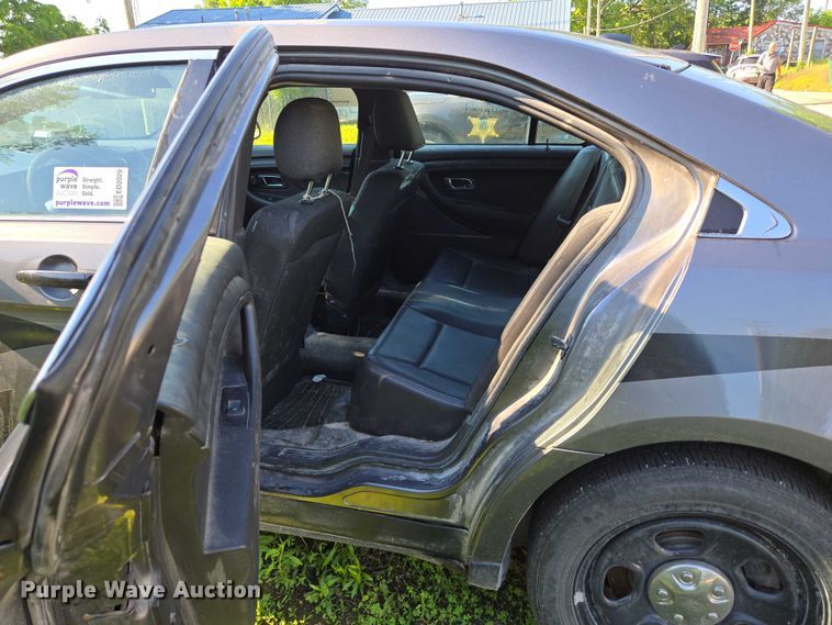 image for item ED2029 2018 Ford Taurus Police Interceptor 