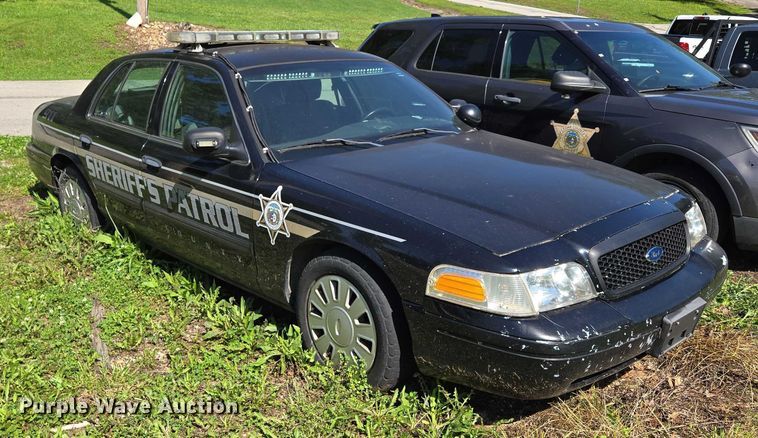 image for item ED2031 2009 Ford Crown Victoria Police Interceptor 
