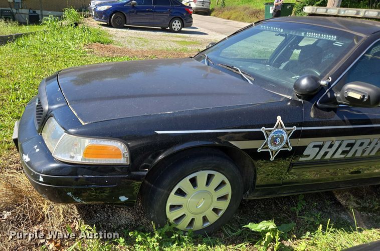 image for item ED2031 2009 Ford Crown Victoria Police Interceptor 