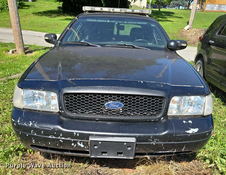 image for item ED2031 2009 Ford Crown Victoria Police Interceptor 