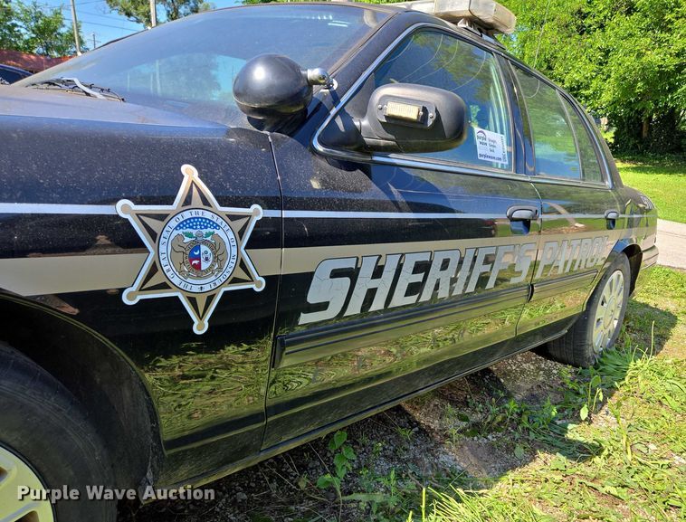 image for item ED2031 2009 Ford Crown Victoria Police Interceptor 
