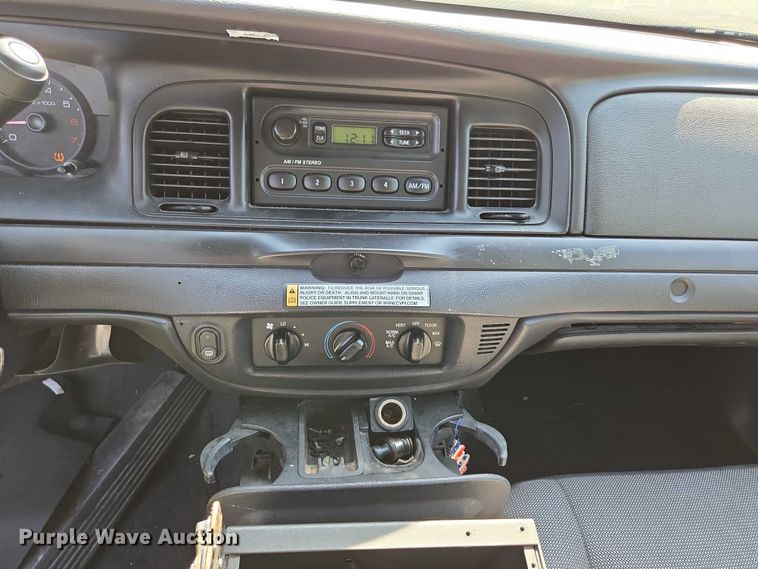 image for item ED2031 2009 Ford Crown Victoria Police Interceptor 