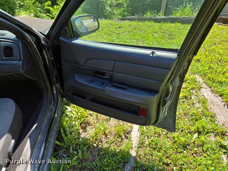 image for item ED2031 2009 Ford Crown Victoria Police Interceptor 