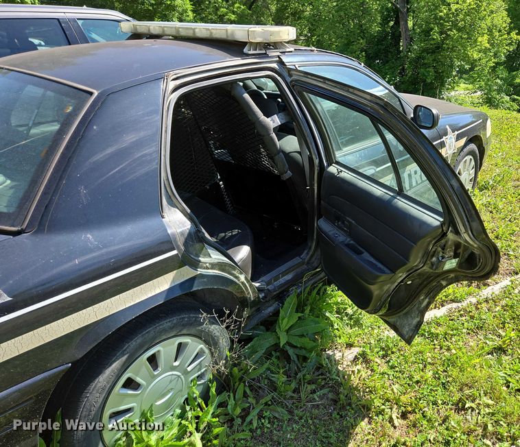 image for item ED2031 2009 Ford Crown Victoria Police Interceptor 