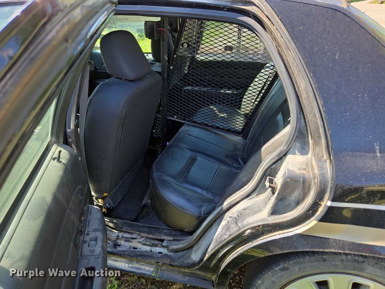 image for item ED2031 2009 Ford Crown Victoria Police Interceptor 