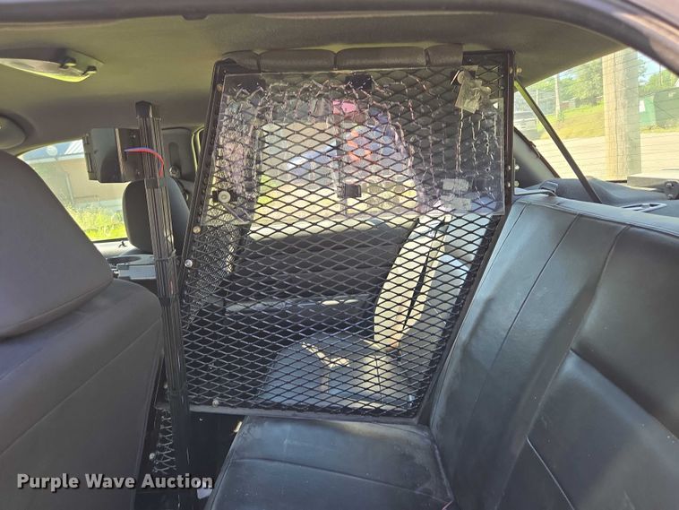 image for item ED2031 2009 Ford Crown Victoria Police Interceptor 