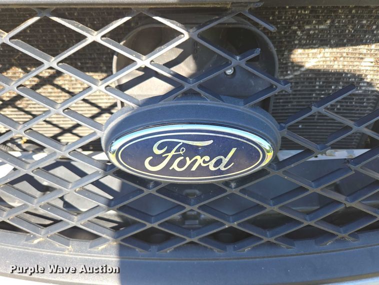 image for item ED2032 2017 Ford Taurus Police Interceptor 