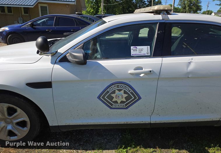 image for item ED2032 2017 Ford Taurus Police Interceptor 