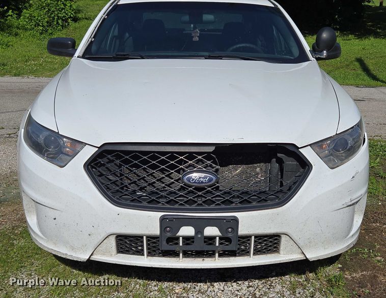 image for item ED2032 2017 Ford Taurus Police Interceptor 
