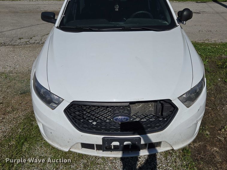 image for item ED2032 2017 Ford Taurus Police Interceptor 