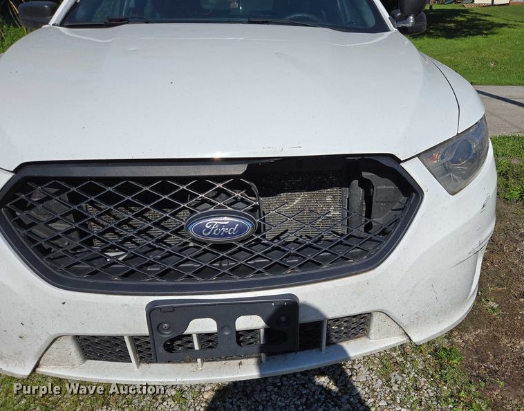 image for item ED2032 2017 Ford Taurus Police Interceptor 