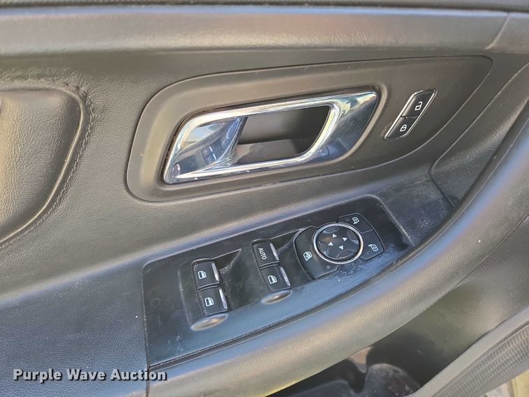 image for item ED2032 2017 Ford Taurus Police Interceptor 