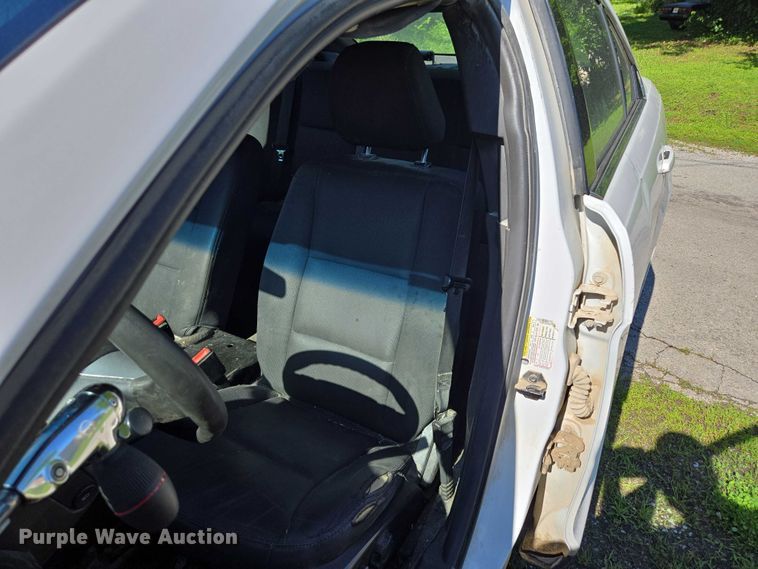 image for item ED2032 2017 Ford Taurus Police Interceptor 