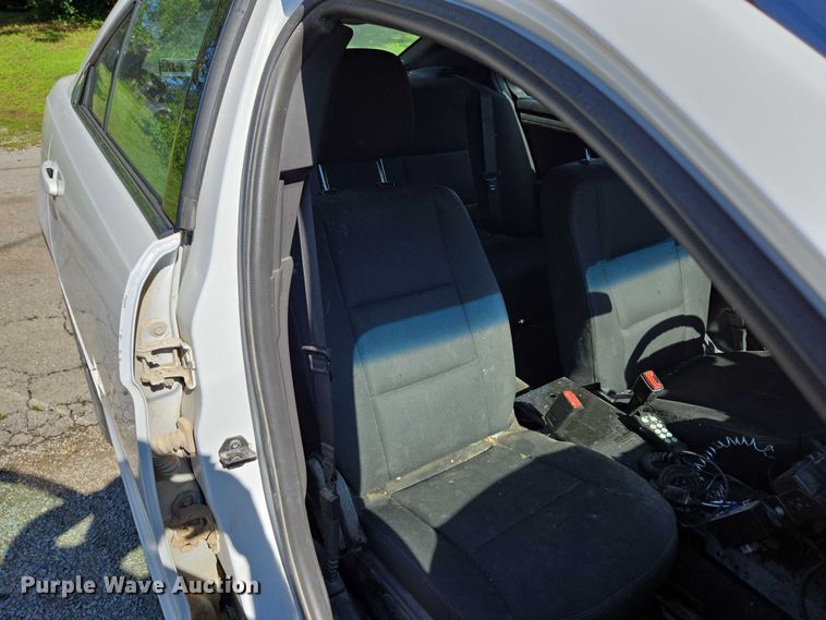 image for item ED2032 2017 Ford Taurus Police Interceptor 