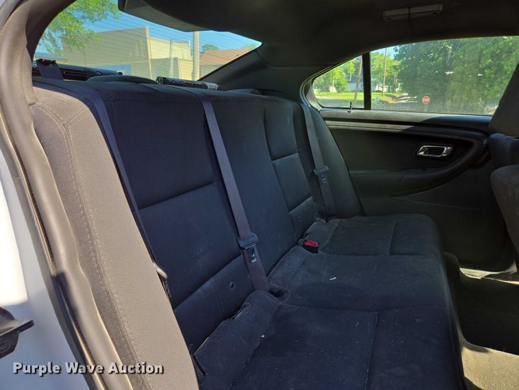 image for item ED2032 2017 Ford Taurus Police Interceptor 