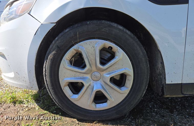 image for item ED2032 2017 Ford Taurus Police Interceptor 