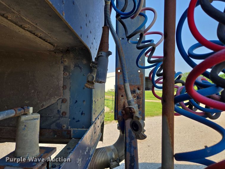 image for item EF1504 1987 Kenworth K 100E semi truck