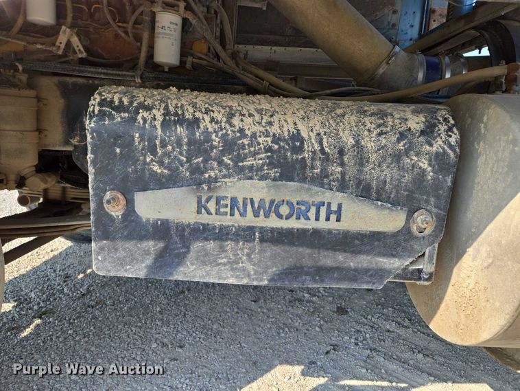 image for item EF1504 1987 Kenworth K 100E semi truck
