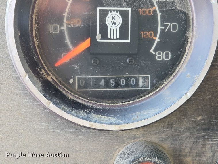 image for item EF1504 1987 Kenworth K 100E semi truck