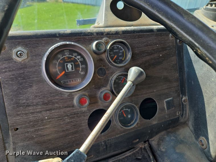 image for item EF1504 1987 Kenworth K 100E semi truck