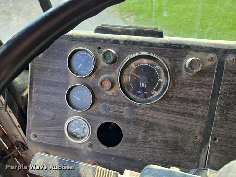 image for item EF1504 1987 Kenworth K 100E semi truck