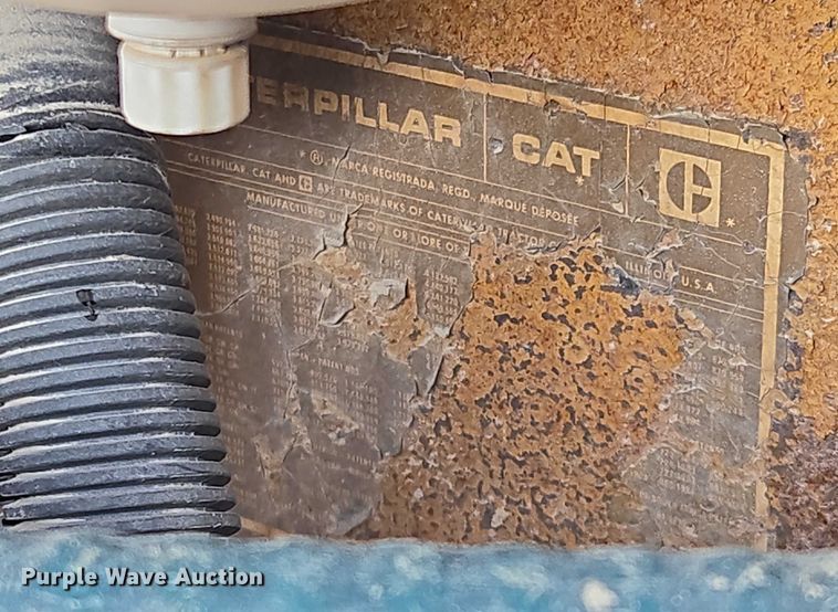 image for item EF1504 1987 Kenworth K 100E semi truck