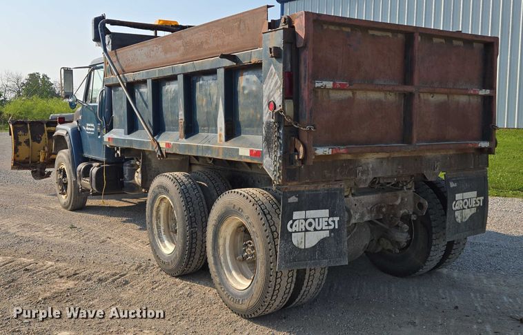 image for item EF1505 1989 International F1954 dump truck