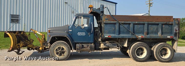 image for item EF1505 1989 International F1954 dump truck